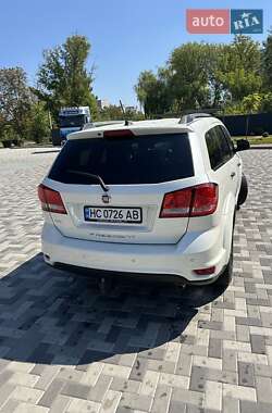 Внедорожник / Кроссовер Fiat Freemont 2015 в 
