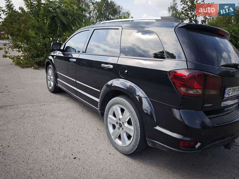 Внедорожник / Кроссовер Fiat Freemont 2012 в Пятихатках