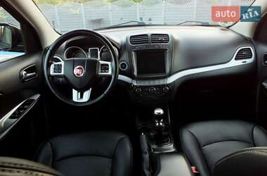 Внедорожник / Кроссовер Fiat Freemont 2013 в 