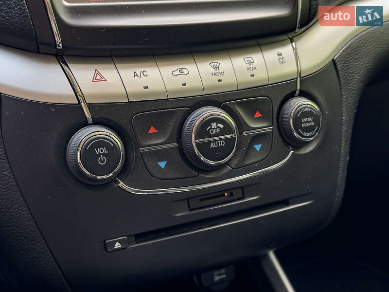 Позашляховик / Кросовер Fiat Freemont 2015 в Бродах