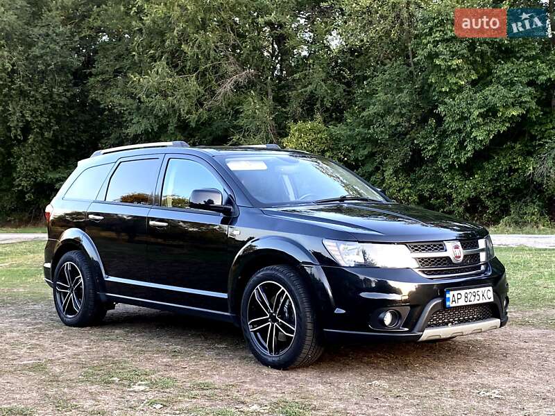 Внедорожник / Кроссовер Fiat Freemont 2012 в 