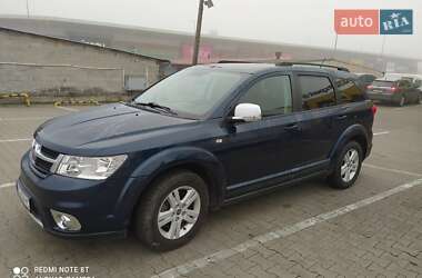 Позашляховик / Кросовер Fiat Freemont 2013 в 