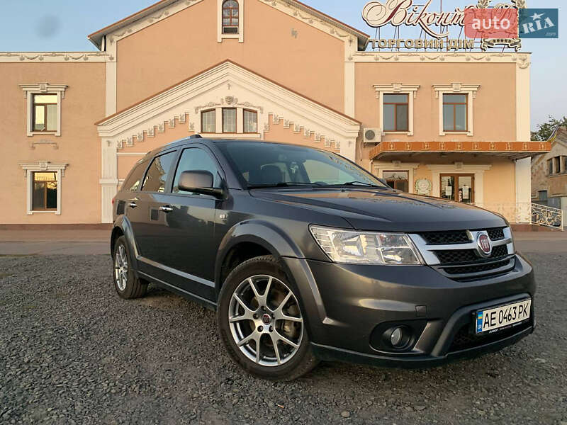 Внедорожник / Кроссовер Fiat Freemont 2013 в 