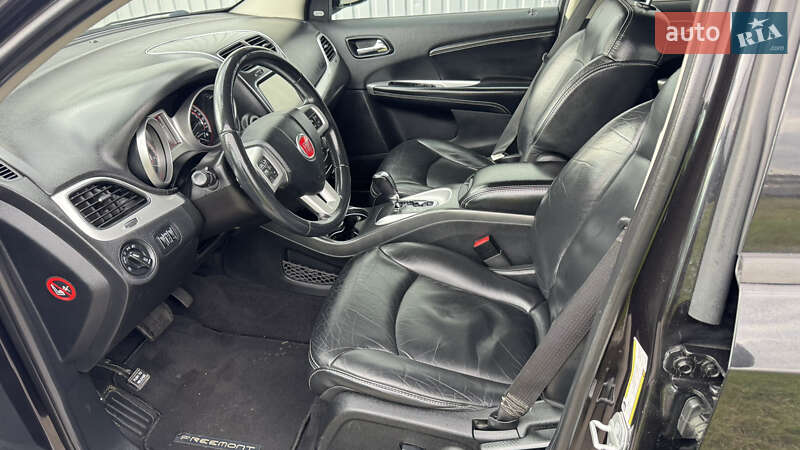 Позашляховик / Кросовер Fiat Freemont 2014 в Києві фото 12 Позашляховик / Кросовер Fiat Freemont 2014 в Києві