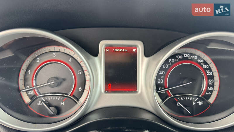 Позашляховик / Кросовер Fiat Freemont 2014 в Києві фото 37 Позашляховик / Кросовер Fiat Freemont 2014 в Києві