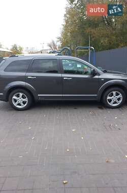 Позашляховик / Кросовер Fiat Freemont 2014 в  фото 13 Позашляховик / Кросовер Fiat Freemont 2014 в