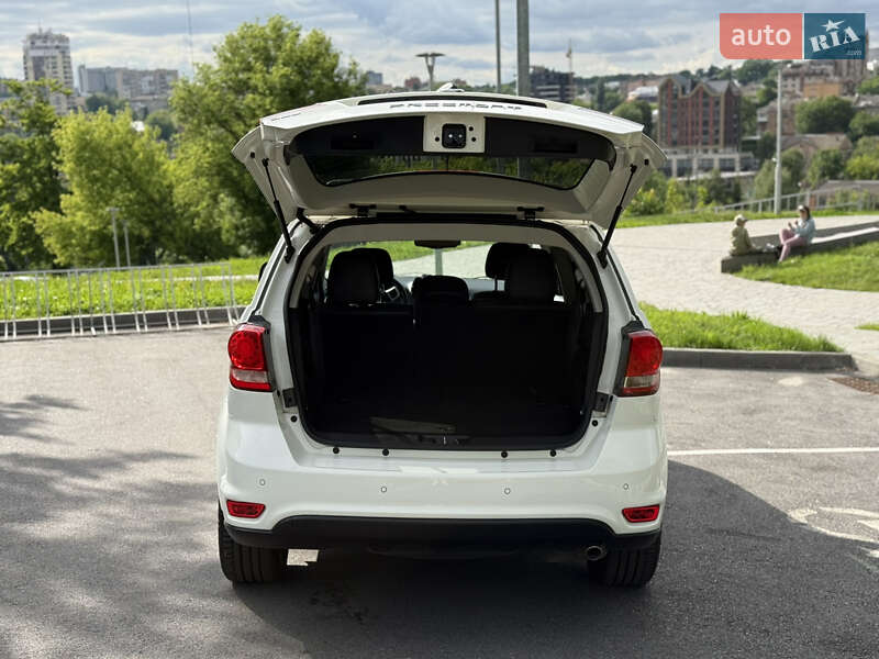 Внедорожник / Кроссовер Fiat Freemont 2014 в Виннице фото 52 Внедорожник / Кроссовер Fiat Freemont 2014 в Виннице