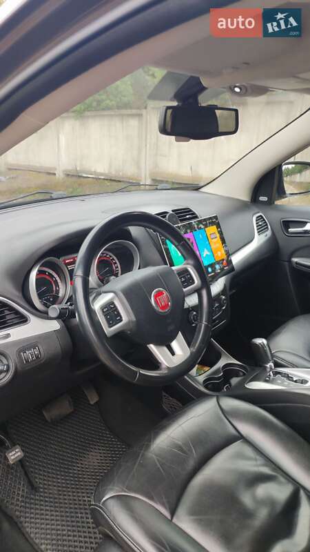 Внедорожник / Кроссовер Fiat Freemont 2012 в Вараше