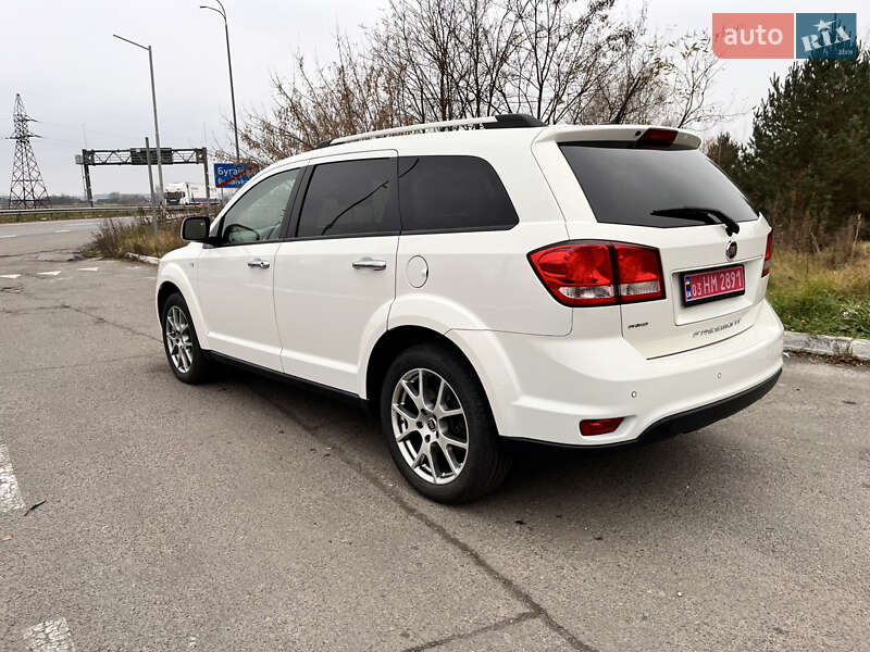 Позашляховик / Кросовер Fiat Freemont 2015 в Радивиліві