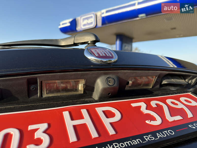 Позашляховик / Кросовер Fiat Freemont 2015 в Радивиліві