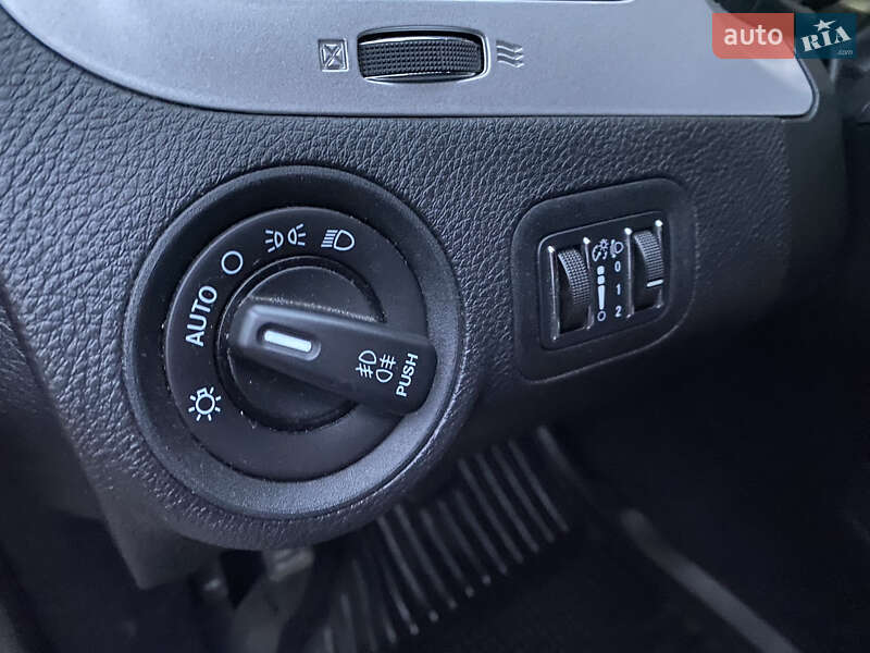 Позашляховик / Кросовер Fiat Freemont 2013 в Хмільнику фото 15 Позашляховик / Кросовер Fiat Freemont 2013 в Хмільнику