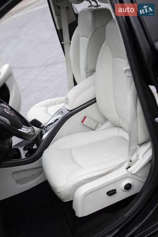 Позашляховик / Кросовер Fiat Freemont 2013 в Самборі