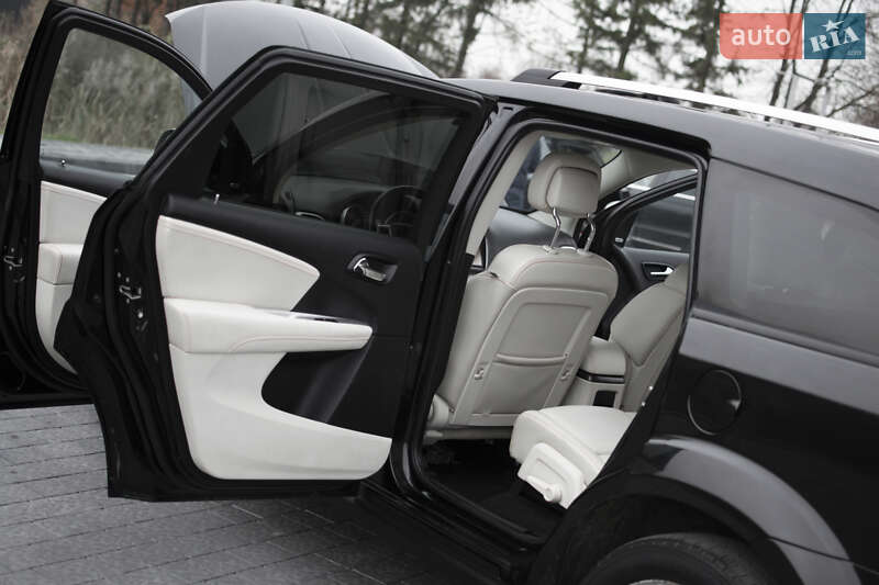 Позашляховик / Кросовер Fiat Freemont 2013 в Самборі