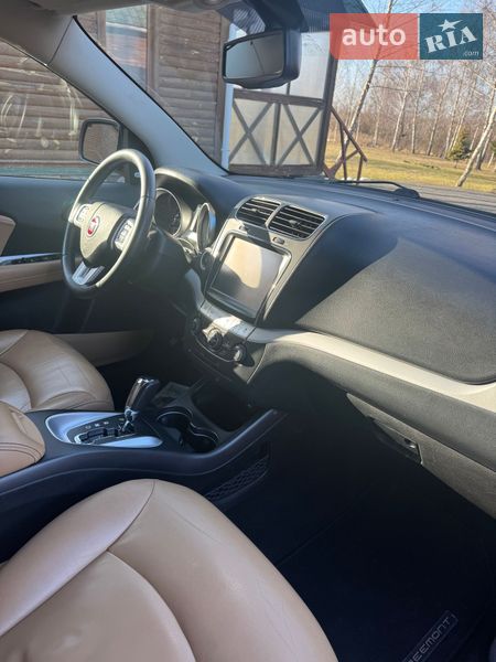 Позашляховик / Кросовер Fiat Freemont 2015 в Луцьку