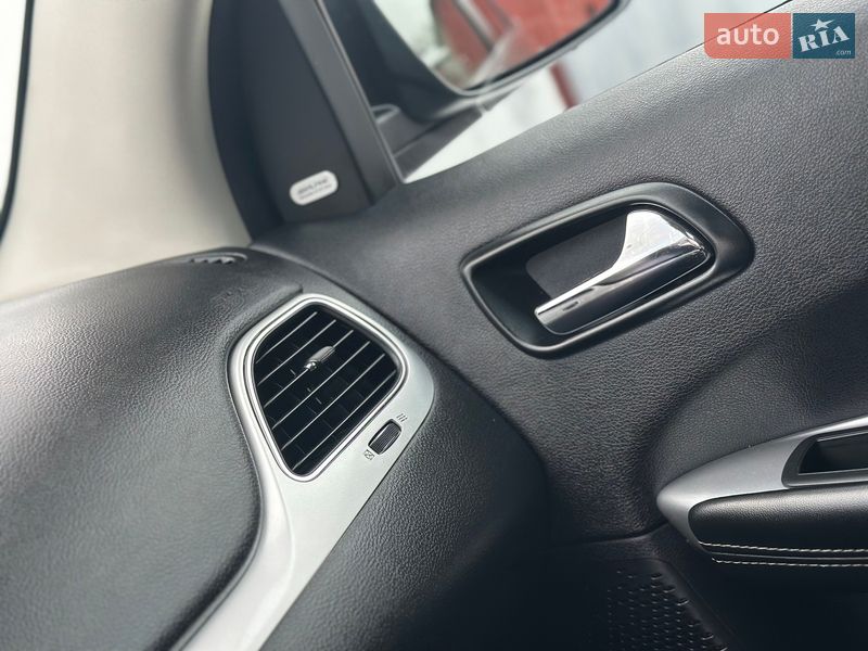 Позашляховик / Кросовер Fiat Freemont 2014 в Дрогобичі