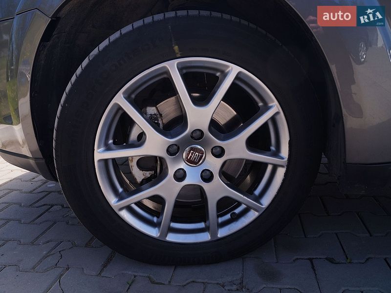 Внедорожник / Кроссовер Fiat Freemont 2013 в Черновцах