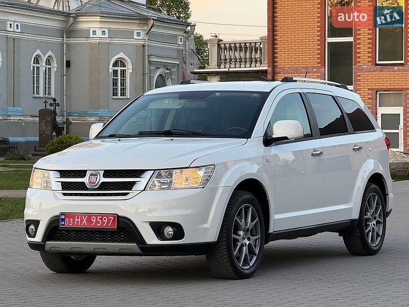 Позашляховик / Кросовер Fiat Freemont 2015 в Бродах