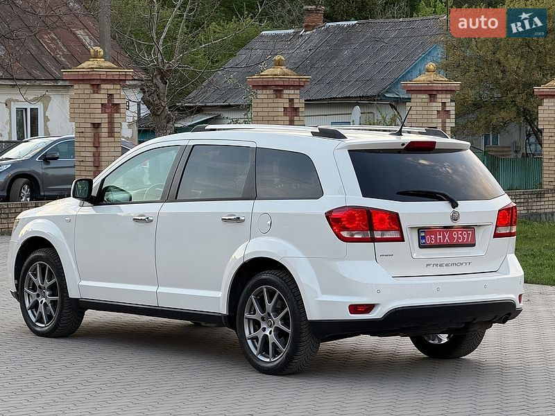 Позашляховик / Кросовер Fiat Freemont 2015 в Бродах