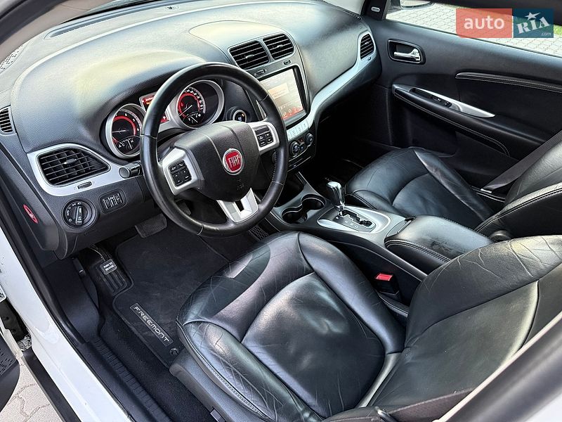 Позашляховик / Кросовер Fiat Freemont 2015 в Бродах