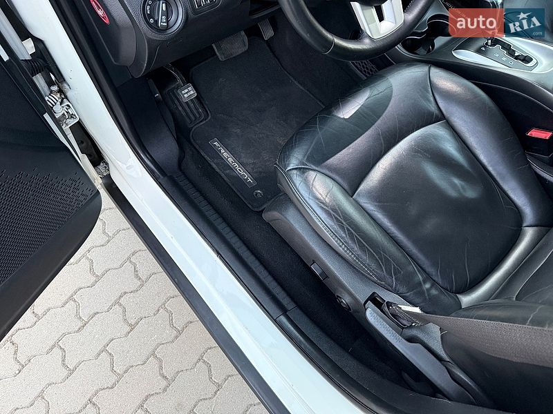 Позашляховик / Кросовер Fiat Freemont 2015 в Бродах