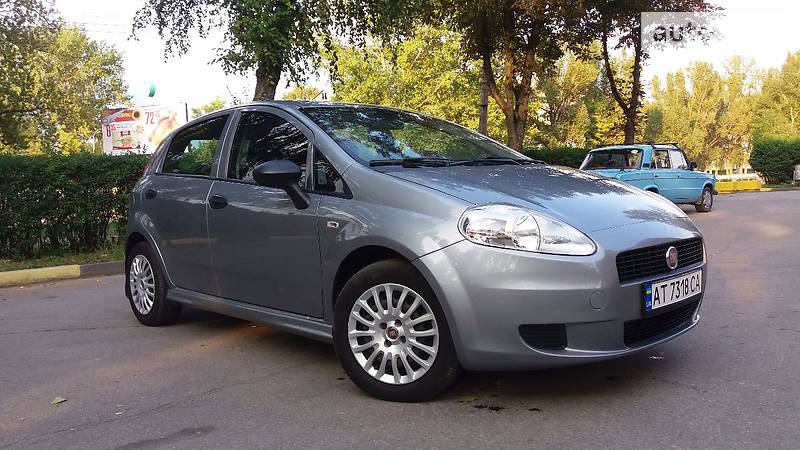 Хэтчбек Fiat Grande Punto 2010 в Калуше