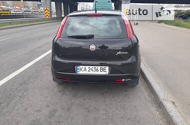 Хетчбек Fiat Grande Punto 2011 в 