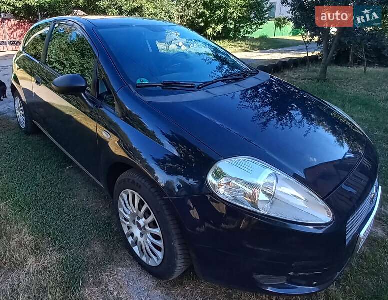 Хетчбек Fiat Grande Punto 2009 в Лубнах
