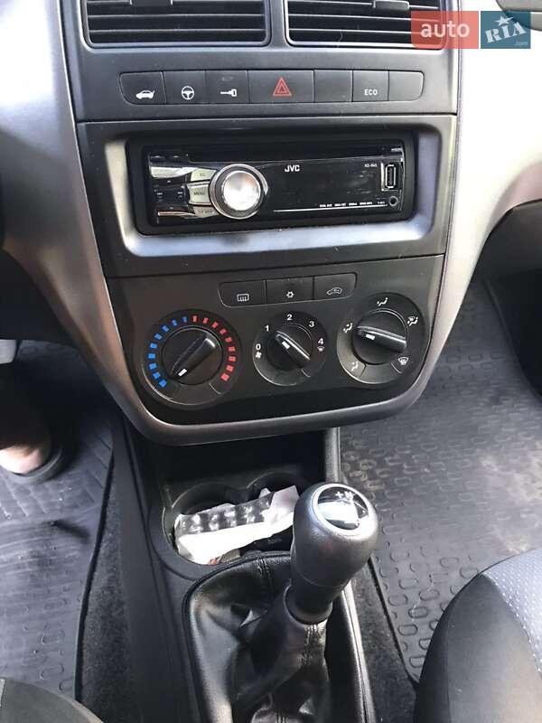 Хэтчбек Fiat Grande Punto 2011 в Запорожье