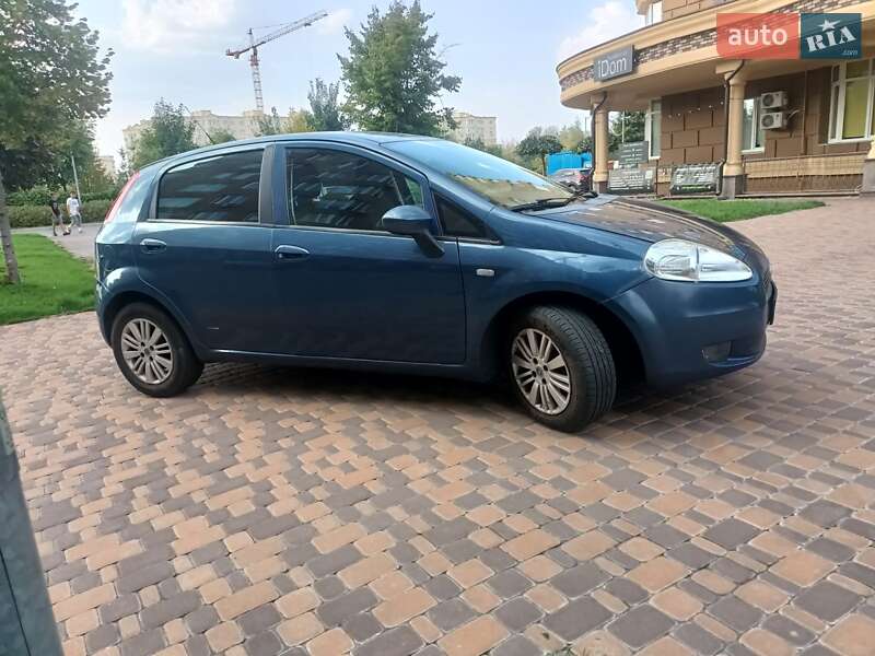 Хэтчбек Fiat Grande Punto 2007 в Киеве
