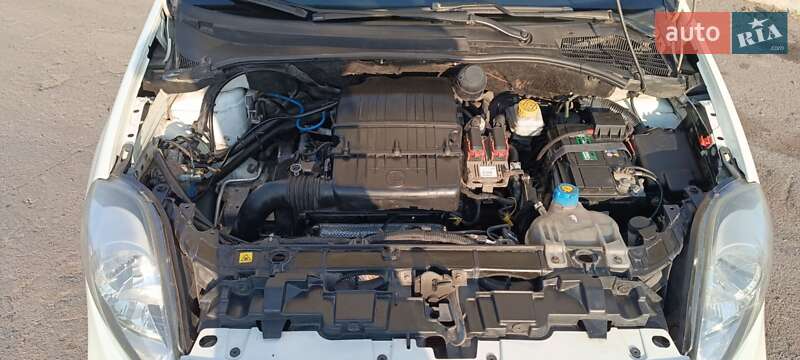 Хэтчбек Fiat Grande Punto 2012 в Голованевске