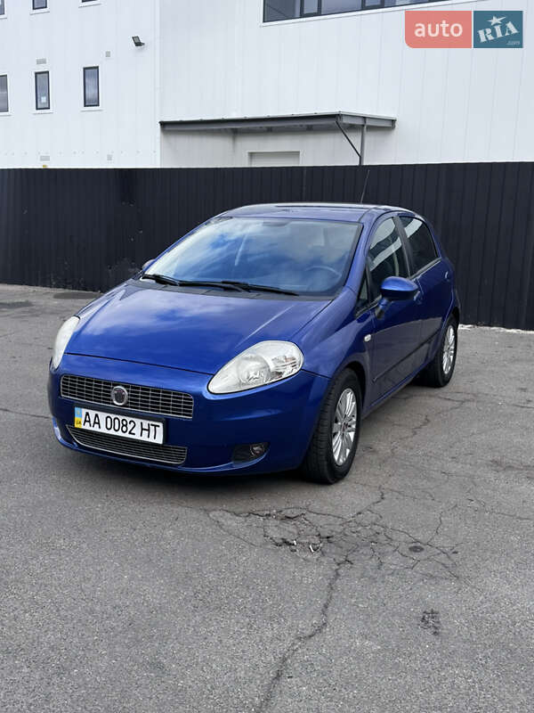 Хэтчбек Fiat Grande Punto 2008 в Киеве