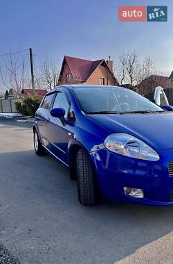 Хэтчбек Fiat Grande Punto 2007 в Луцке