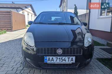 Хетчбек Fiat Grande Punto 2011 в 