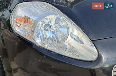 Хетчбек Fiat Grande Punto 2006 в 