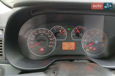 Хетчбек Fiat Grande Punto 2011 в 