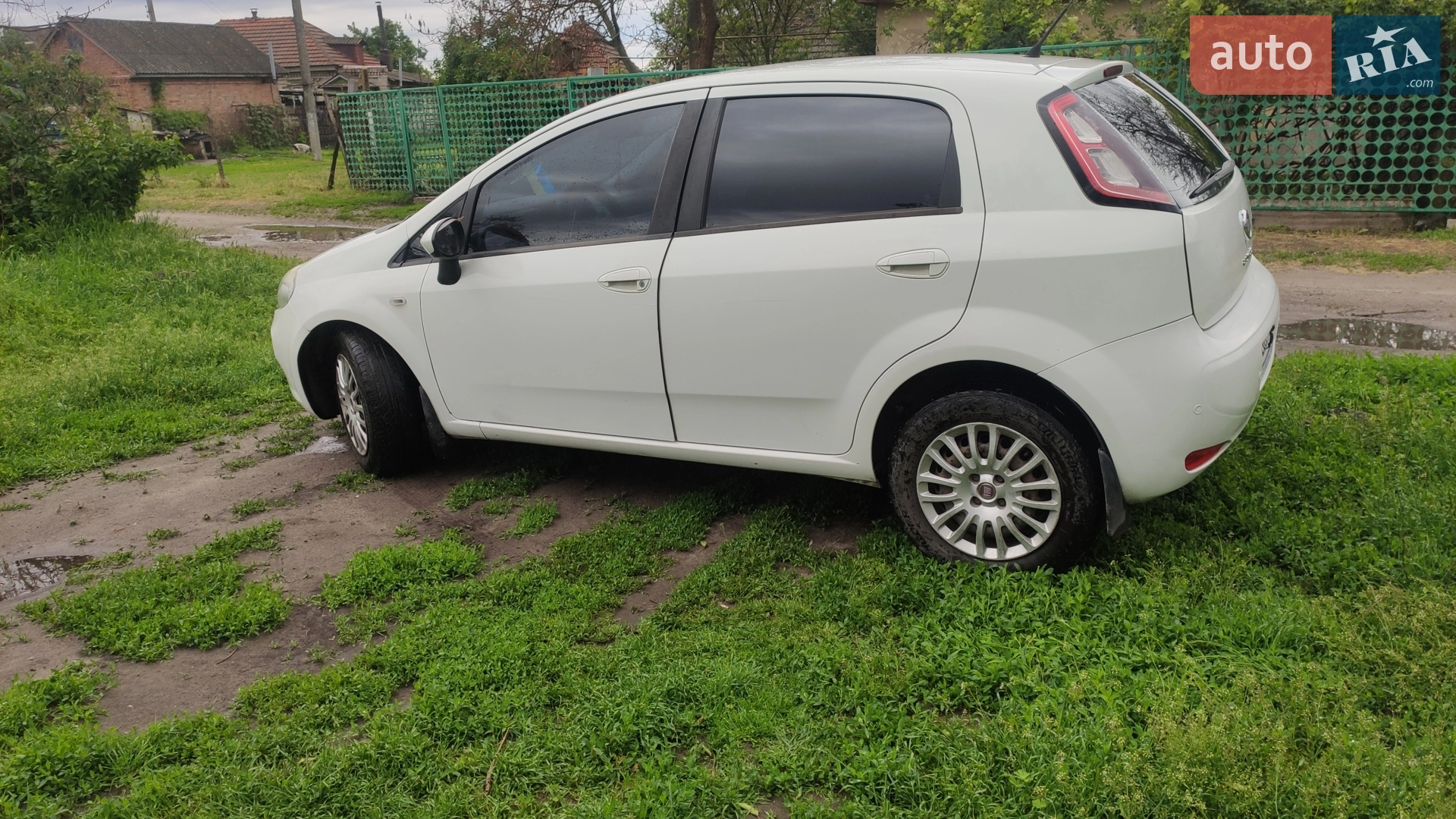 2012 Fiat Punto - мініатюра 2