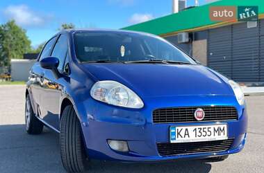 Хэтчбек Fiat Grande Punto 2009 в 