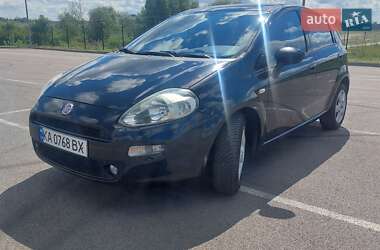Хэтчбек Fiat Grande Punto 2012 в 