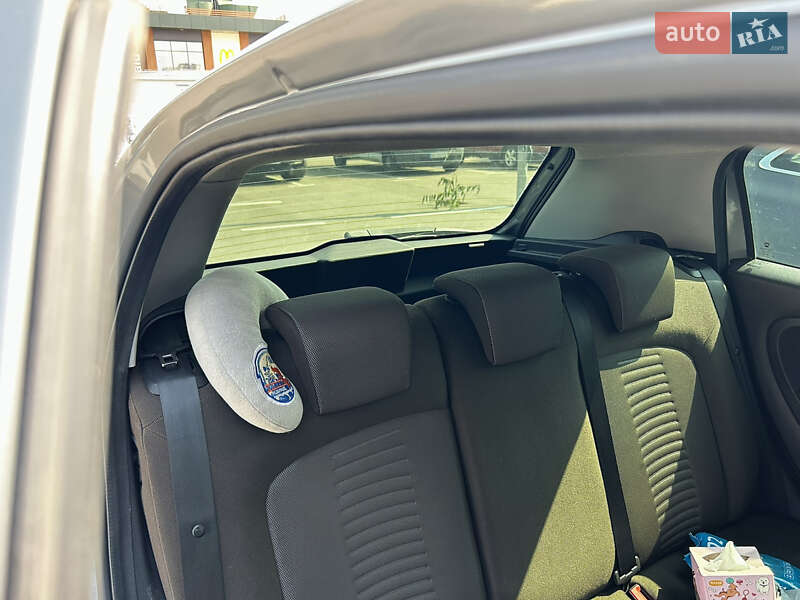 Хэтчбек Fiat Grande Punto 2011 в Киеве