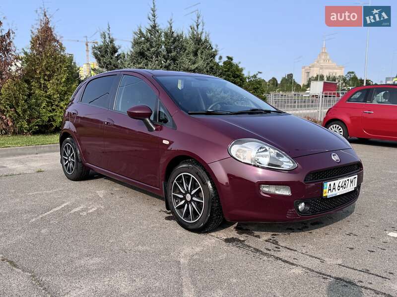 Хэтчбек Fiat Grande Punto 2013 в Киеве