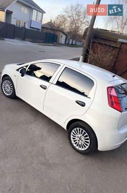 Хэтчбек Fiat Grande Punto 2011 в Прилуках