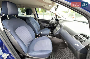 Хэтчбек Fiat Grande Punto 2009 в 