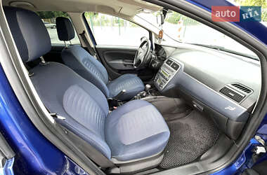 Хэтчбек Fiat Grande Punto 2009 в 