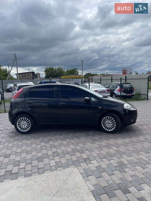 Хэтчбек Fiat Grande Punto 2009 в Харькове фото 6 Хэтчбек Fiat Grande Punto 2009 в Харькове