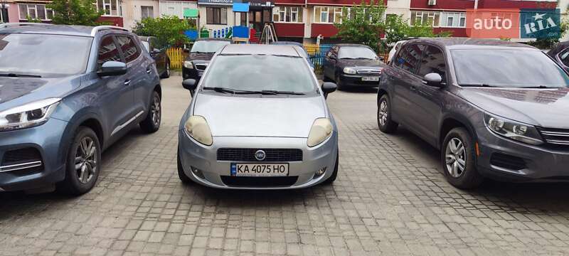 Хэтчбек Fiat Grande Punto 2007 в Сумах