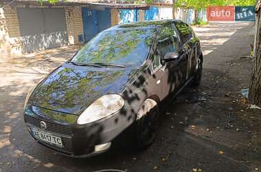 Хэтчбек Fiat Grande Punto 2006 в 