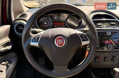 Хэтчбек Fiat Grande Punto 2011 в 