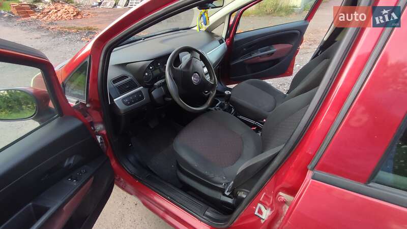 Хэтчбек Fiat Grande Punto 2008 в Романове