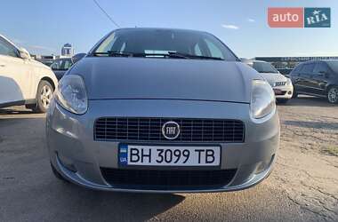 Хэтчбек Fiat Grande Punto 2007 в 