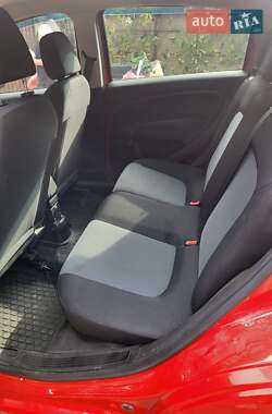 Хэтчбек Fiat Grande Punto 2011 в 